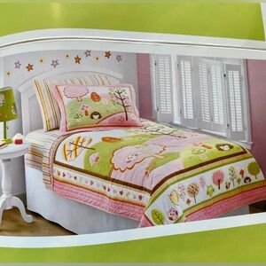 NEVER USED Circo Target Owl Love N' Nature Twin Quilt + Sham Set—Birds, Owls